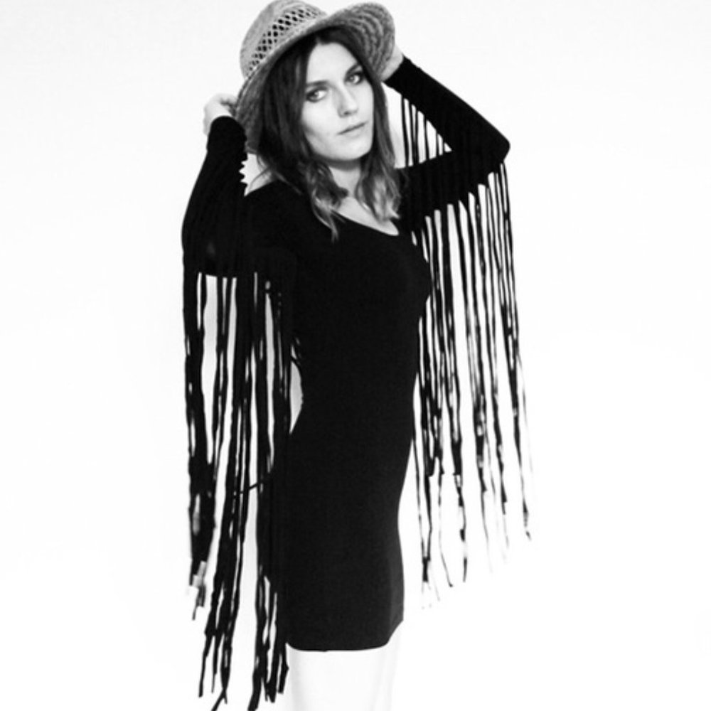 💥HOT ITEM💥 Bodycon Macrame and Fringe Dress in Black - Picture 4 of 14